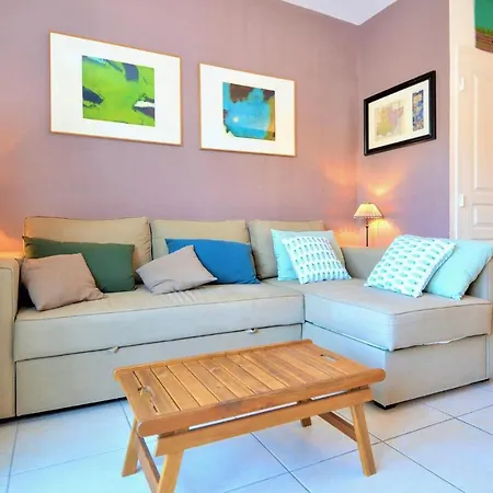 2 Bedroom Gorgeous In Aigues-Mortes