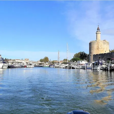 Casa de Férias 2 Bedroom Gorgeous In Aigues-Mortes