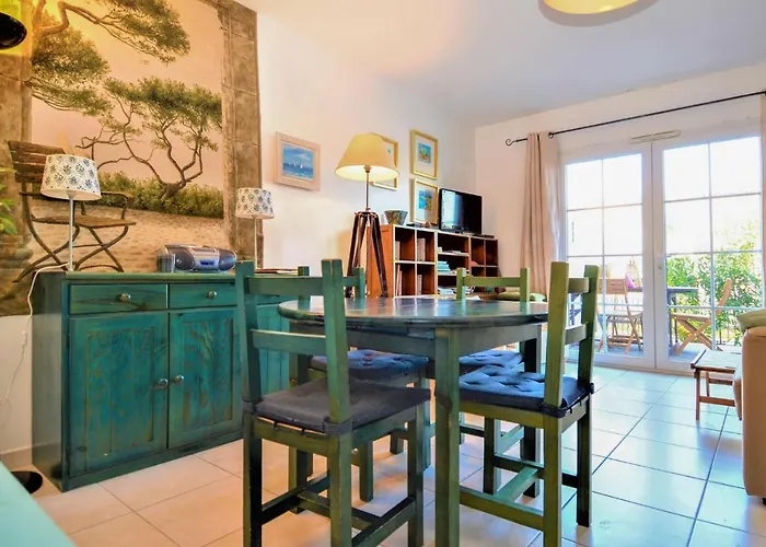 2 Bedroom Amazing In Casa de Férias Aigues-Mortes